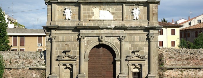 Porta San Giovanni is one of Events in Padova.