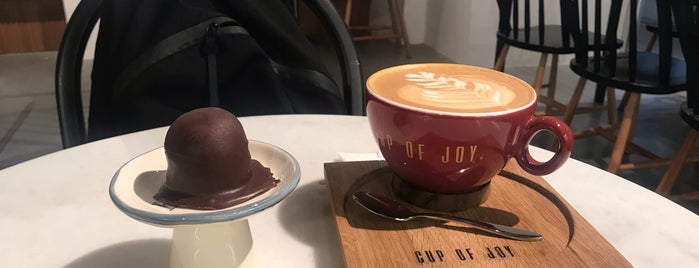 Cup Of Joy is one of Posti che sono piaciuti a Alejandro.