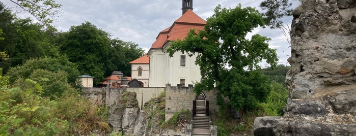 Hrad Valdštejn is one of 🇨🇿 to go.