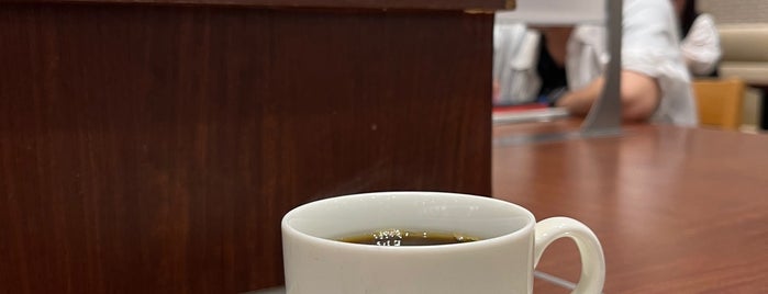 Doutor Coffee Shop is one of Posti che sono piaciuti a Atsushi.