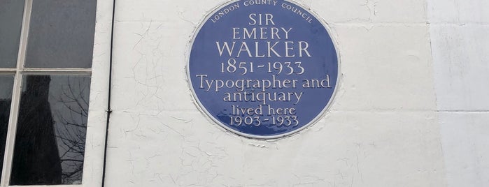 Emery Walker House is one of London museums.