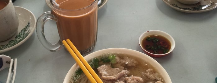 Restoran Yip Seng is one of Edwinさんのお気に入りスポット.