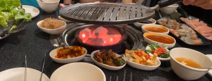 Woo Samgyup Korean Bbq is one of آسيوي.