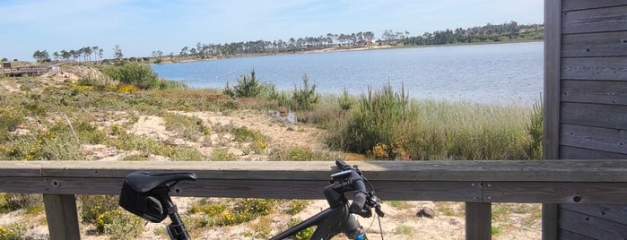 Lagoa da Ervedeira is one of Posti che sono piaciuti a Anastasia.