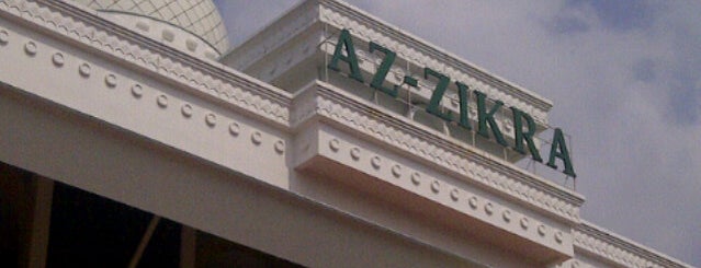 Masjid Az - Zikra is one of Orte, die Fanina gefallen.