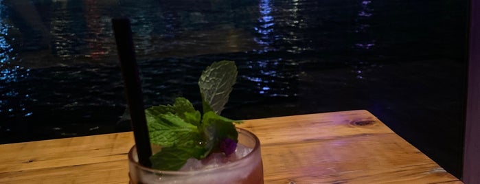 Pacifico TIKI is one of Jさんのお気に入りスポット.