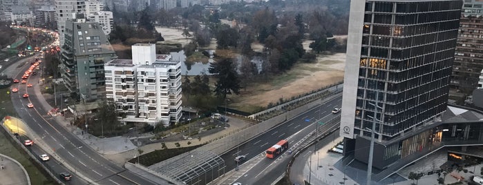 Hotel Cumbres Vitacura is one of Lieux qui ont plu à Juan Andres.