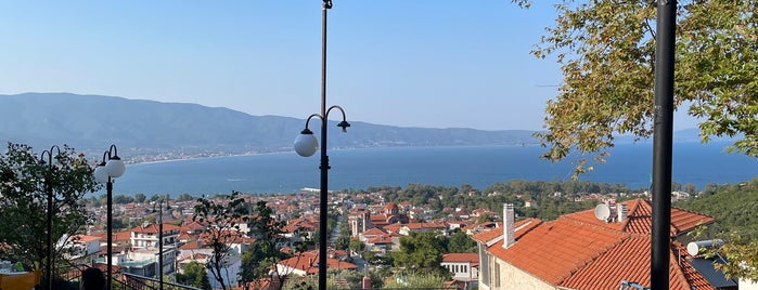 Agnanti is one of Lugares favoritos de Giorgos.