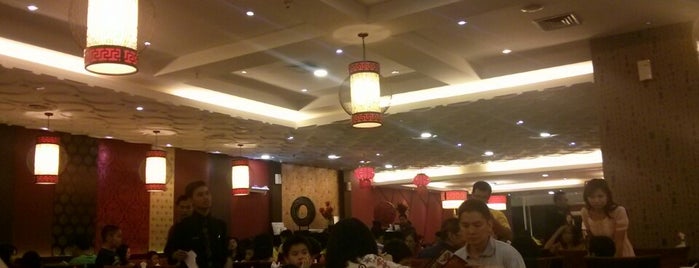 Jun Njan Restaurant Puri Indah Mall is one of Posti che sono piaciuti a rudy.