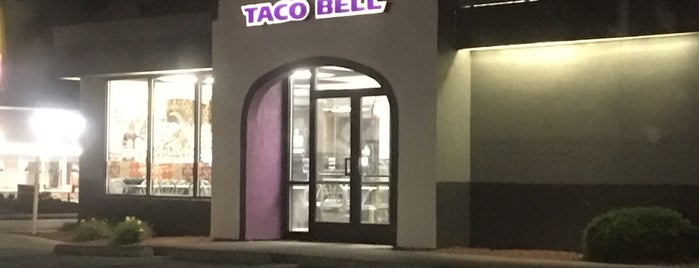 Taco Bell is one of Alana : понравившиеся места.