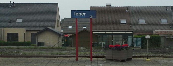 Gare d'Ypres is one of Lieux qui ont plu à Björn.