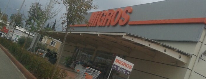 Migros is one of สถานที่ที่ 🌜🌟🌟🌟hakan🌟🌟🌟🌛 ถูกใจ.