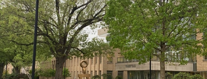 Миссурийский университет науки и технологий is one of Missouri.