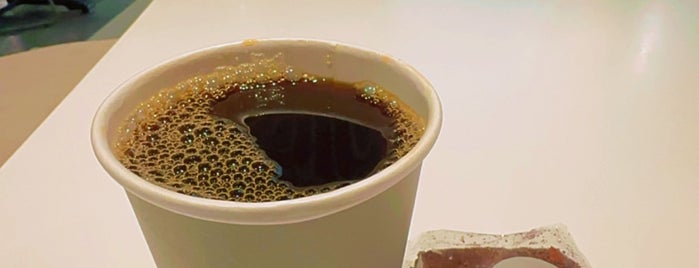 Rawnah Coffee is one of مقاهي جده.