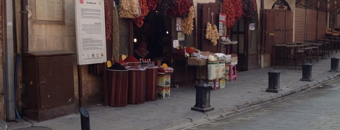 Arasa Meydanı is one of Kültür Yolu.