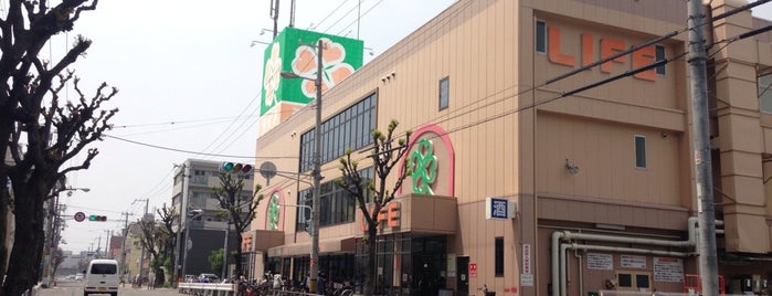 ライフ 泉尾店 is one of ライフコーポレーション.