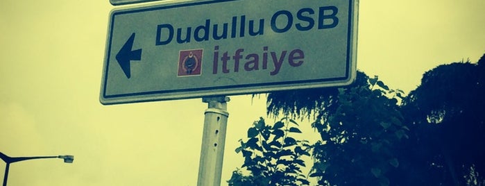 Dudullu Organize Sanayi Bölgesi is one of Lugares favoritos de Atilla.
