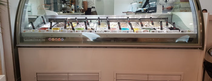 4D Caffeteria Gelateria is one of Tenerife: desayunos y meriendas.