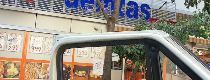 Demtaş Market Kozyataği is one of Locais curtidos por ESRA👑.