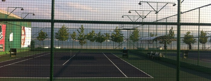 Mar-Ten Tenis Kulübü is one of İzmit.