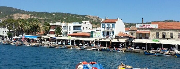 Sahil Restaurant is one of Posti che sono piaciuti a Deniz.