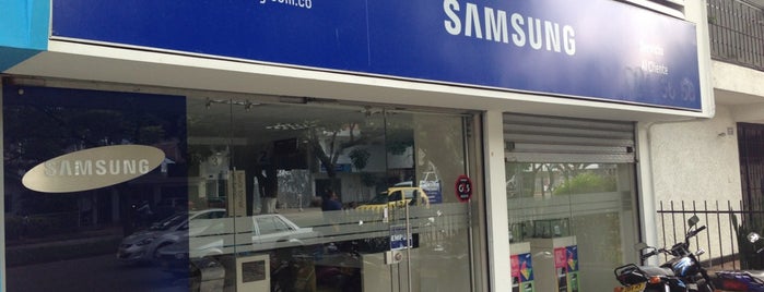 Samsung Service is one of Proveedores.