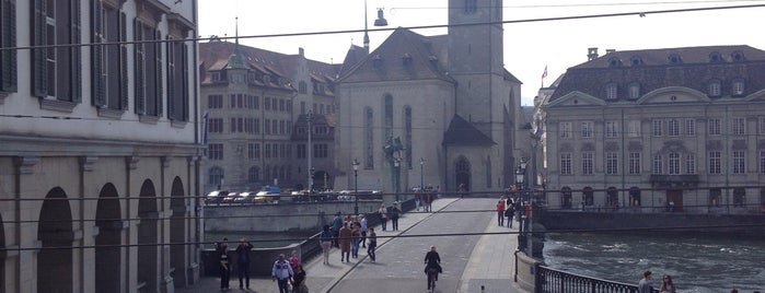 Münsterbrücke is one of Zurique.