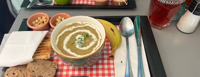 Soup is one of Marinaさんのお気に入りスポット.