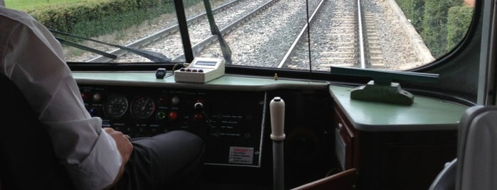 Japon Parkı Tramvay Durağı is one of Tempat yang Disukai €..