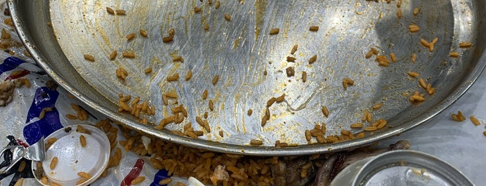 مطاعم شواية الخليج is one of الخبر.