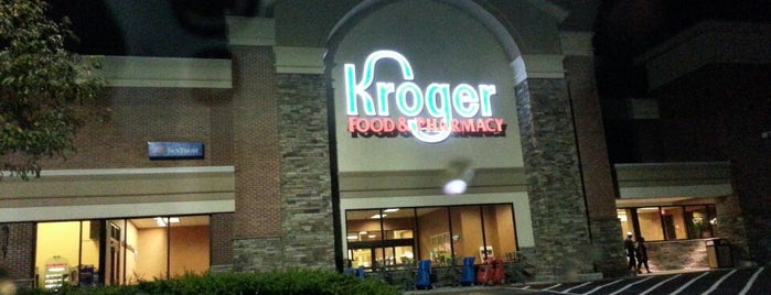 Kroger is one of Lugares favoritos de Matthew.