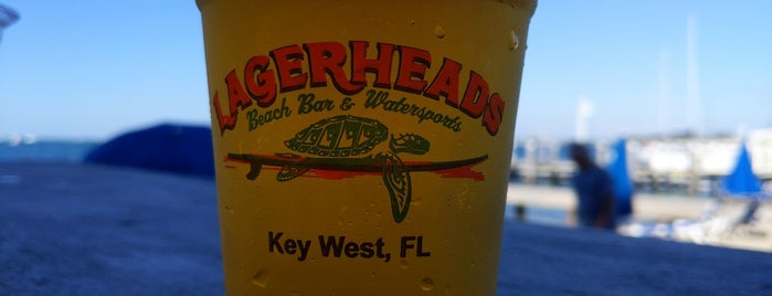 Lagerheads Beach Bar is one of Lugares favoritos de Chris.