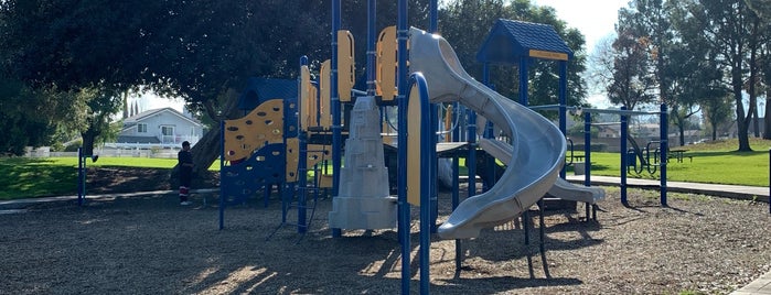 Kellogg park is one of Must-visit Parks in Corona.
