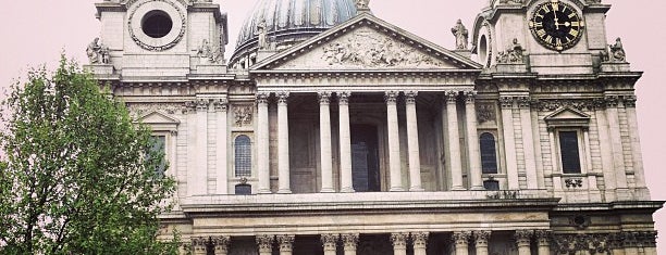 St Paul's Cathedral is one of London.