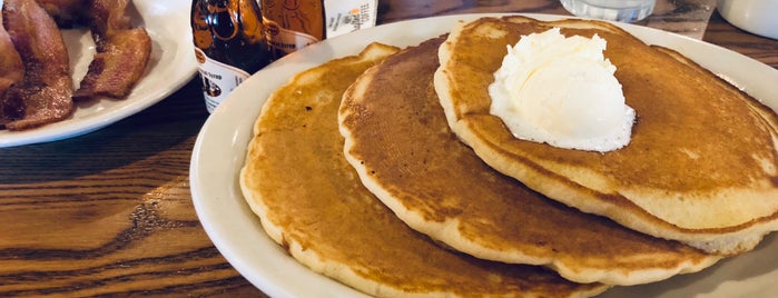 Cracker Barrel Old Country Store is one of The 15 Best Places for Pancakes in Phoenix.