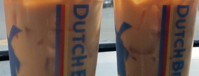 Dutch Bros Coffee is one of Lieux qui ont plu à Mike.
