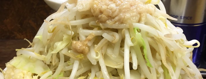 麺でる is one of 行った二郎とインスパイア.