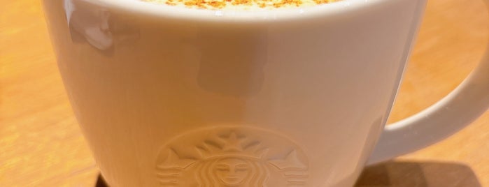 Starbucks is one of 【【電源カフェサイト掲載3】】.