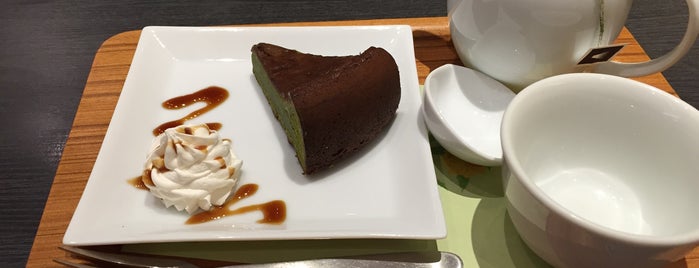nana's green tea 金沢フォーラス店 is one of 金沢.
