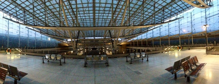 Gare SNCF Aéroport Charles de Gaulle TGV is one of Gares de France.
