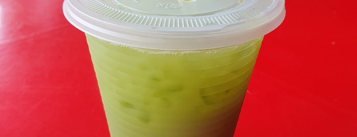 MeiMei's Kedondong Juice 梅梅莎莉果汁 is one of tanking sepat.