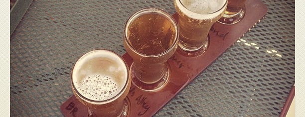 The Hop Yard Alehouse & Grill is one of Beer-Bar-Brew-Breweries-Drinks.