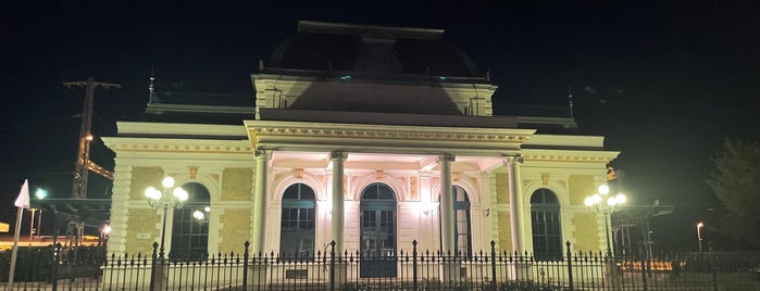 Gödöllő vasútállomás is one of Train station Budapest.