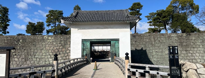 本丸櫓門 is one of 京都市の重要文化財（建造物）.