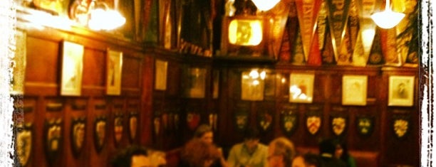 Harry's New York Bar is one of Glou glou.