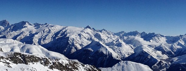L'Alpe d'Huez is one of Les 200 principales stations de Ski françaises.
