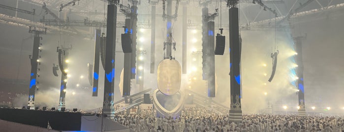 Sensation is one of Amsterdam❤️.