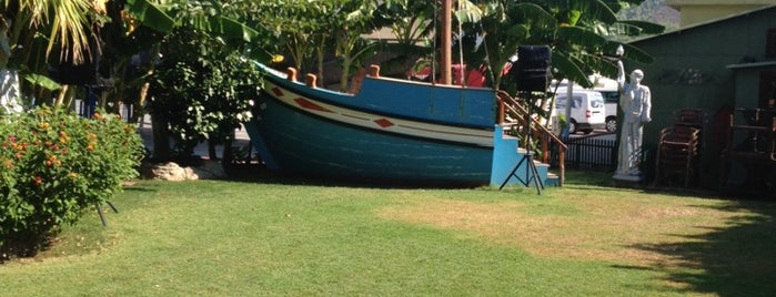 Marmaris Yacht Marina Restaurant Bar is one of Tempat yang Disukai Elif.