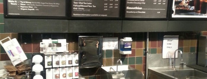 Starbucks is one of Lugares favoritos de Terri.