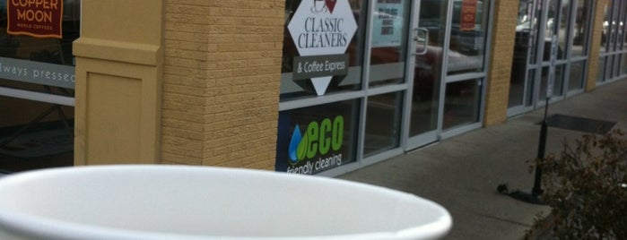 Classic Cleaners is one of Locais curtidos por Jared.